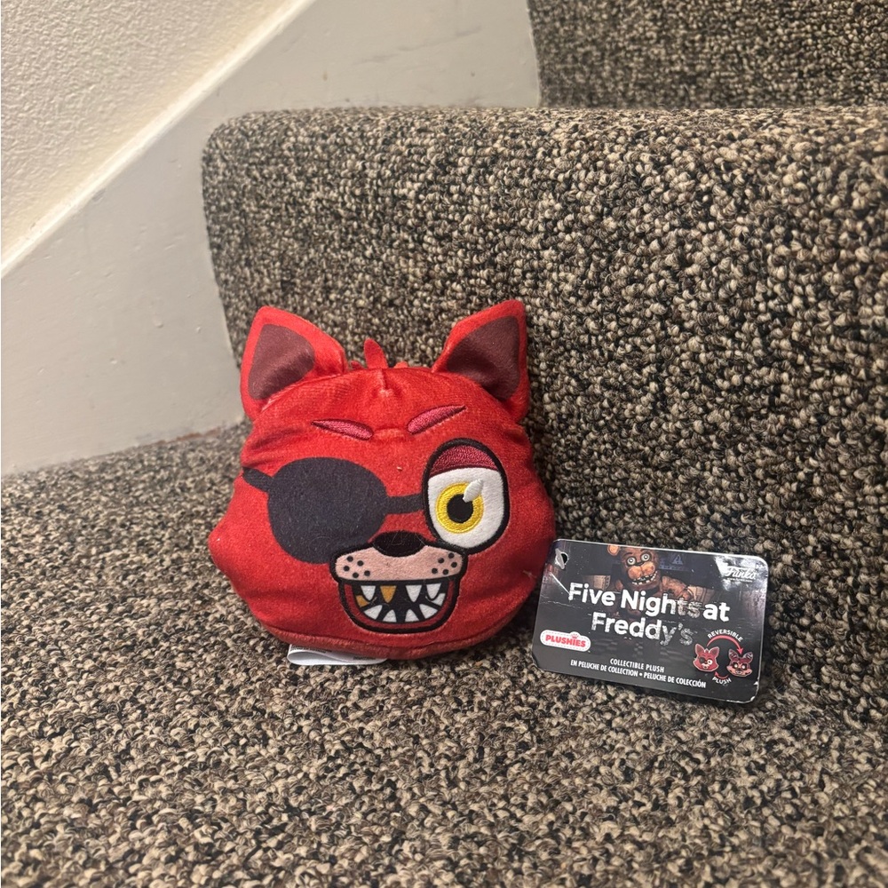 Five Nights at Freddy's Reversible head Foxy plush 4 inch 2022 Funko